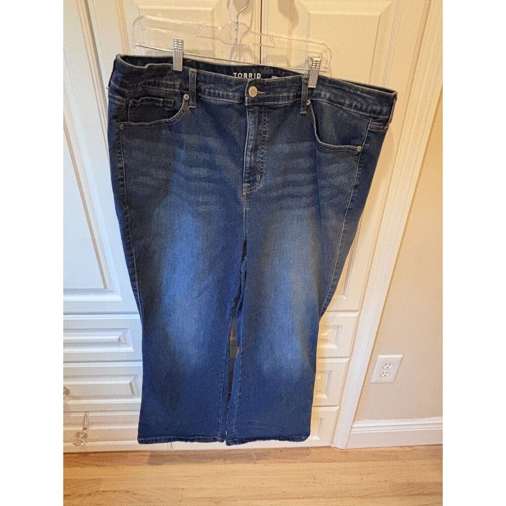 Torrid Trio Fit Slim Boot Jeans 22S 26S Dark Wash Limitless Stretch Plus Size